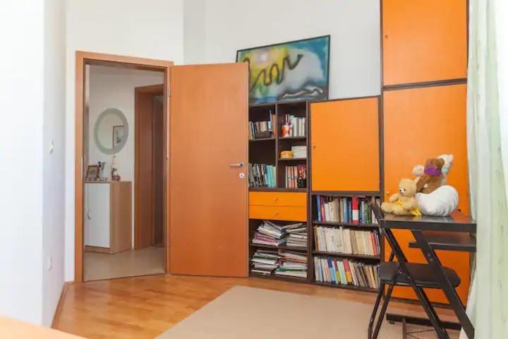 Apartment Morovic Kaštela エクステリア 写真
